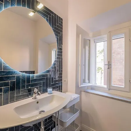 Windrose Oleander's Apartman Pisa