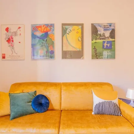 Windrose Oleander's Apartman Pisa