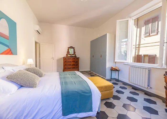 Windrose Oleander's * Pisa